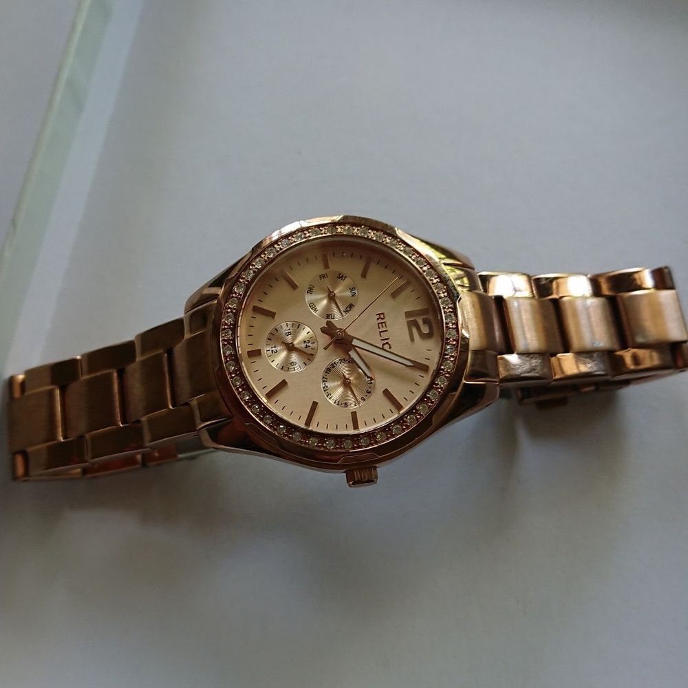 Fossil Relic Rose Gold Tone Watch - image 4